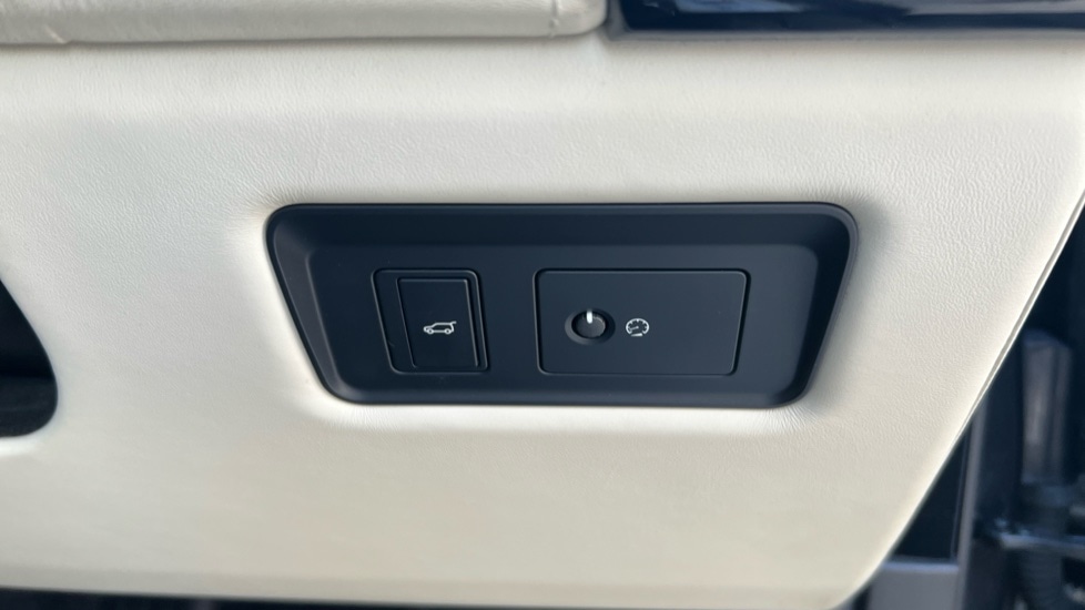 Used Land Rover Range Rover 2018 for sale - 76441933: Photo 42