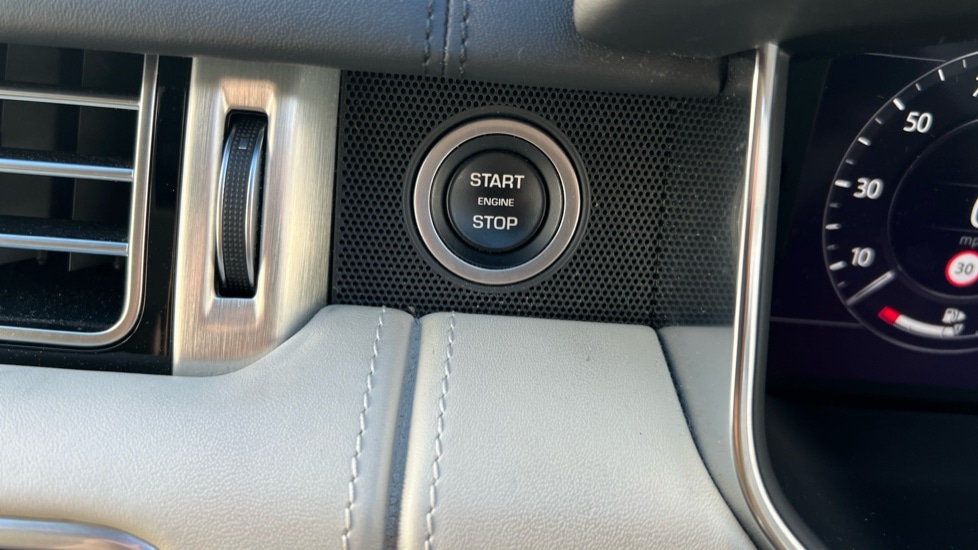 Used Land Rover Range Rover 2018 for sale - 76441933: Photo 56