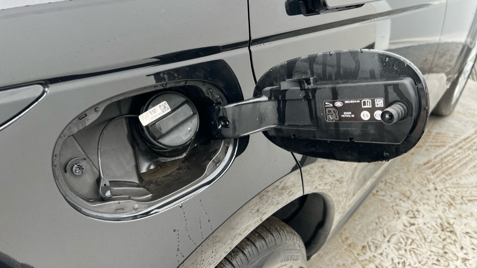 Used Land Rover Range Rover Evoque 2021 for sale - 76933267: Photo 21