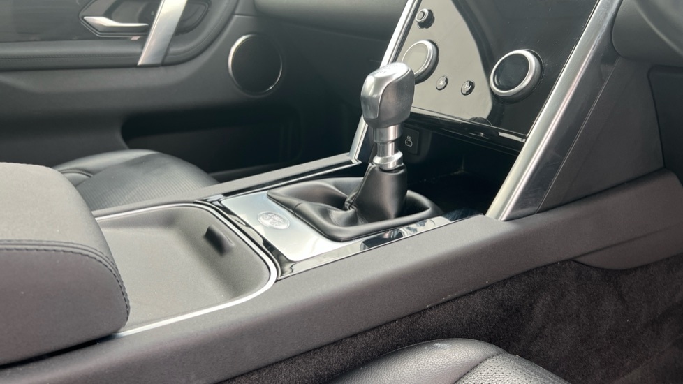 Used Land Rover Discovery Sport 2021 for sale - 76664558: Photo 28