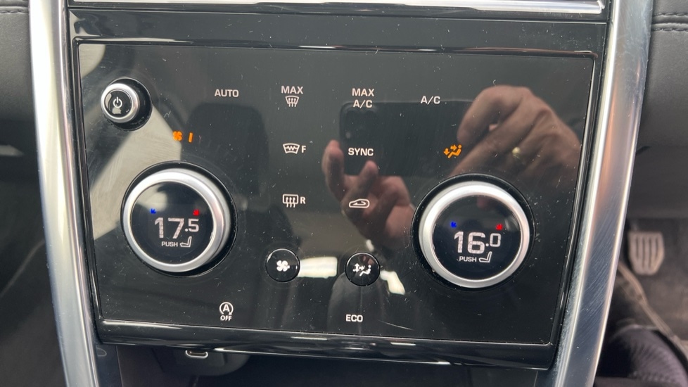 Used Land Rover Discovery Sport 2021 for sale - 76664558: Photo 31