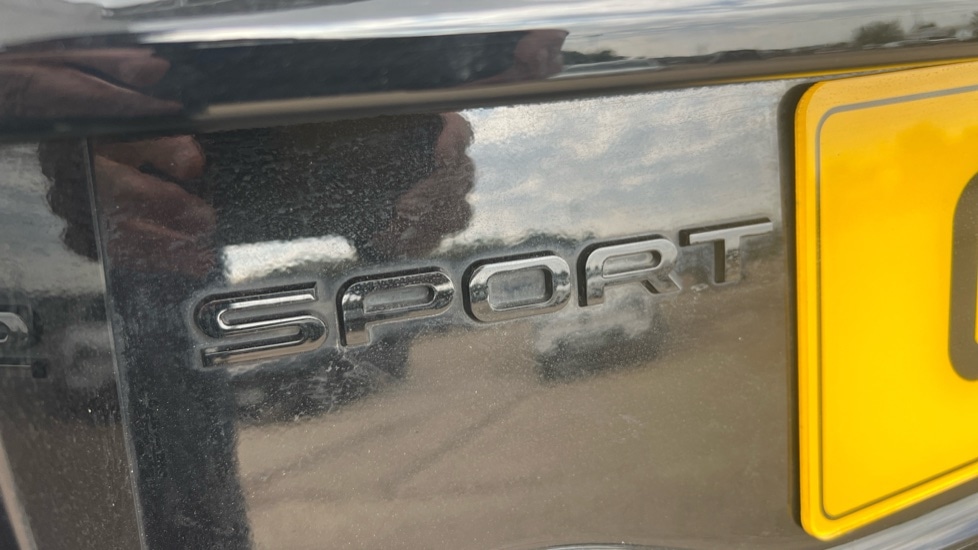 Used Land Rover Discovery Sport 2021 for sale - 76664558: Photo 35