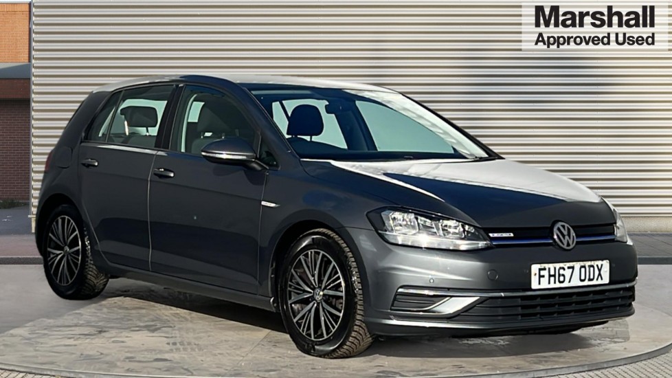 Used Volkswagen Golf 2018 for sale - 76602974: Photo 1
