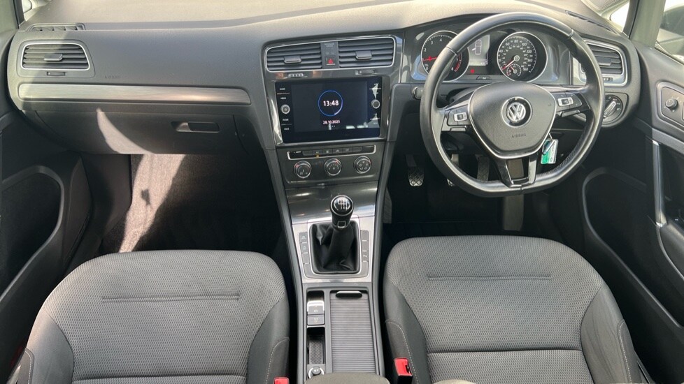 Used Volkswagen Golf 2018 for sale - 76602974: Photo 11