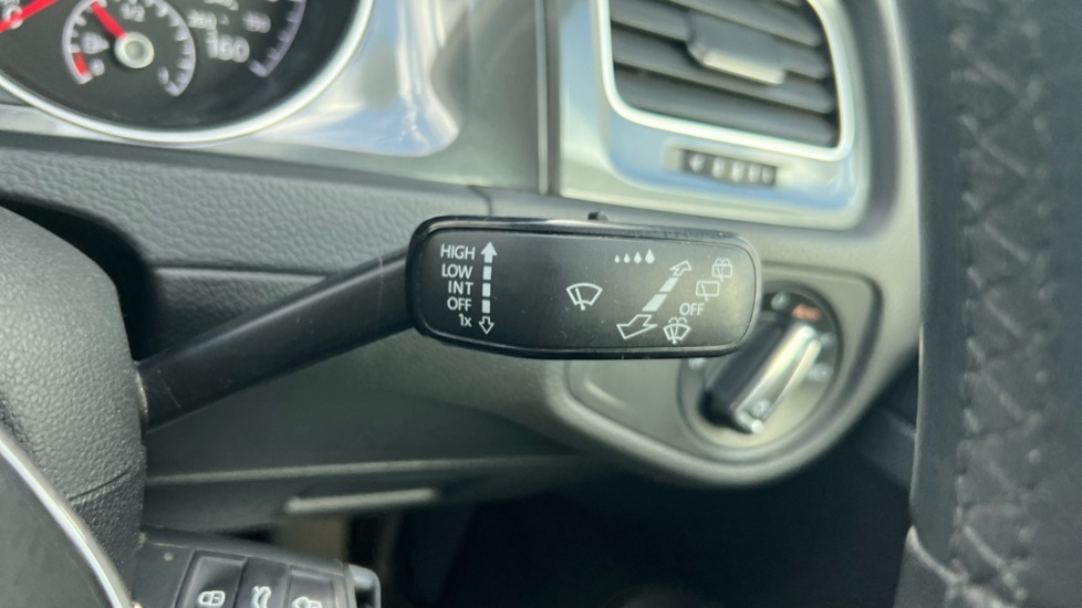 Used Volkswagen Golf 2018 for sale - 76602974: Photo 24