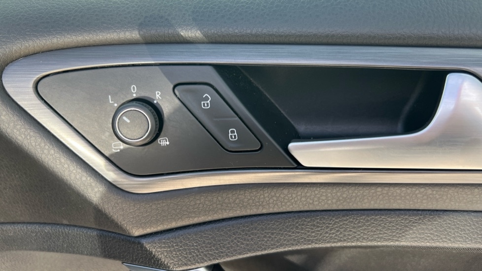 Used Volkswagen Golf 2018 for sale - 76602974: Photo 34