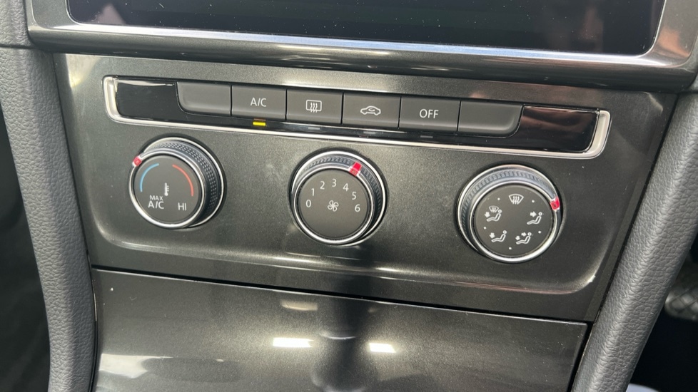 Used Volkswagen Golf 2018 for sale - 76602974: Photo 40