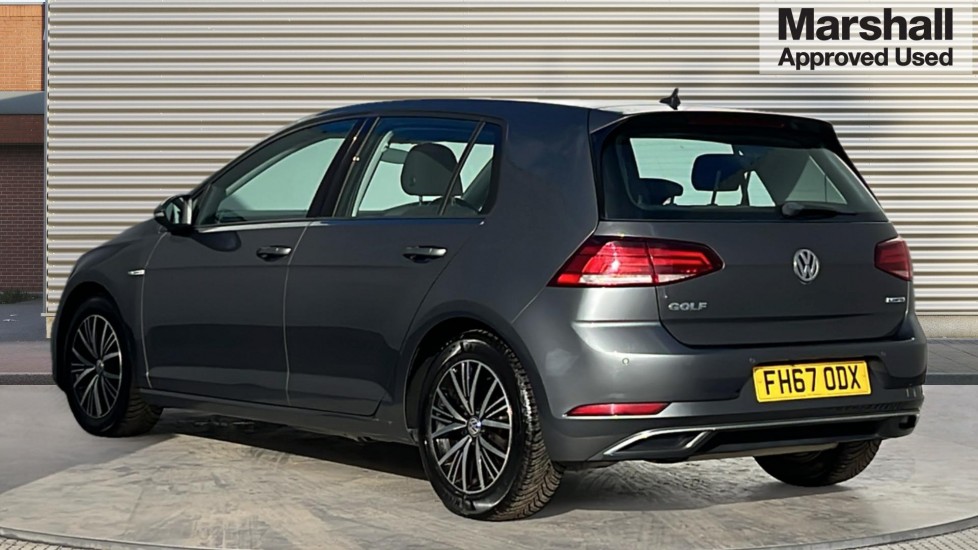 Used Volkswagen Golf 2018 for sale - 76602974: Photo 5