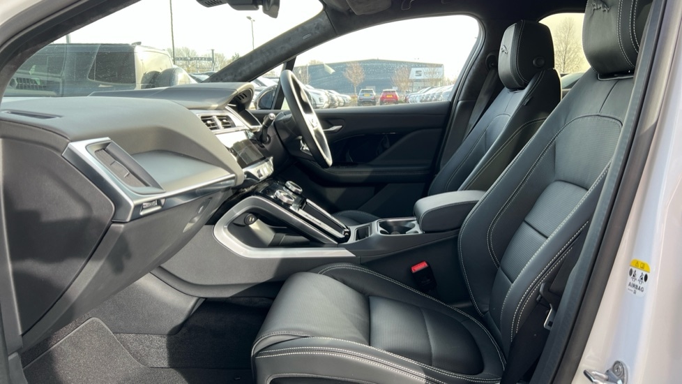 Used Jaguar I-Pace 2025 for sale - 76966823: Photo 3