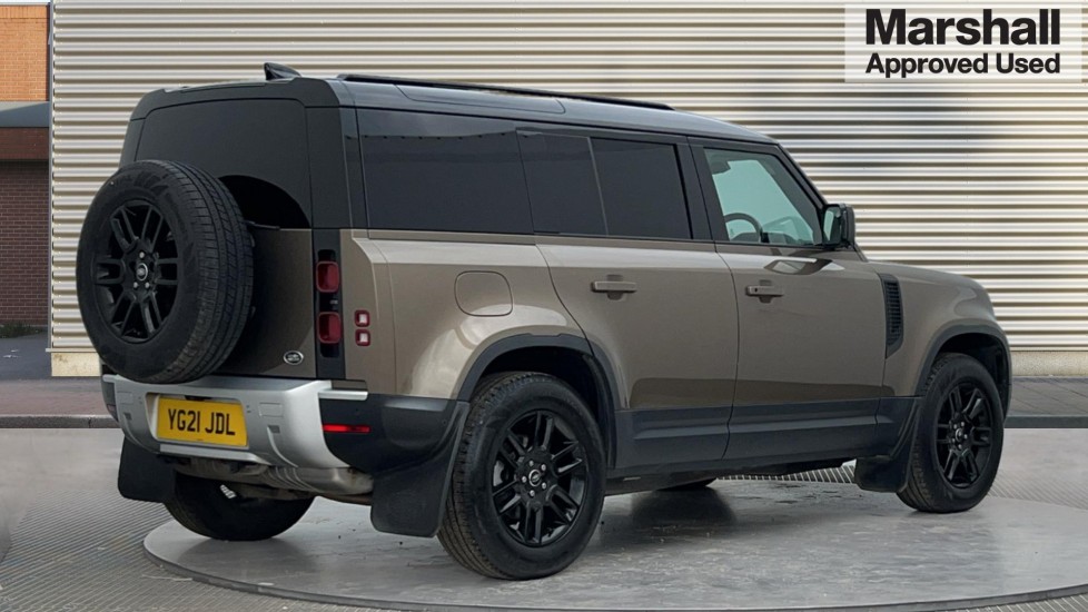 Used Land Rover Defender 2021 for sale - 76191020: Photo 3