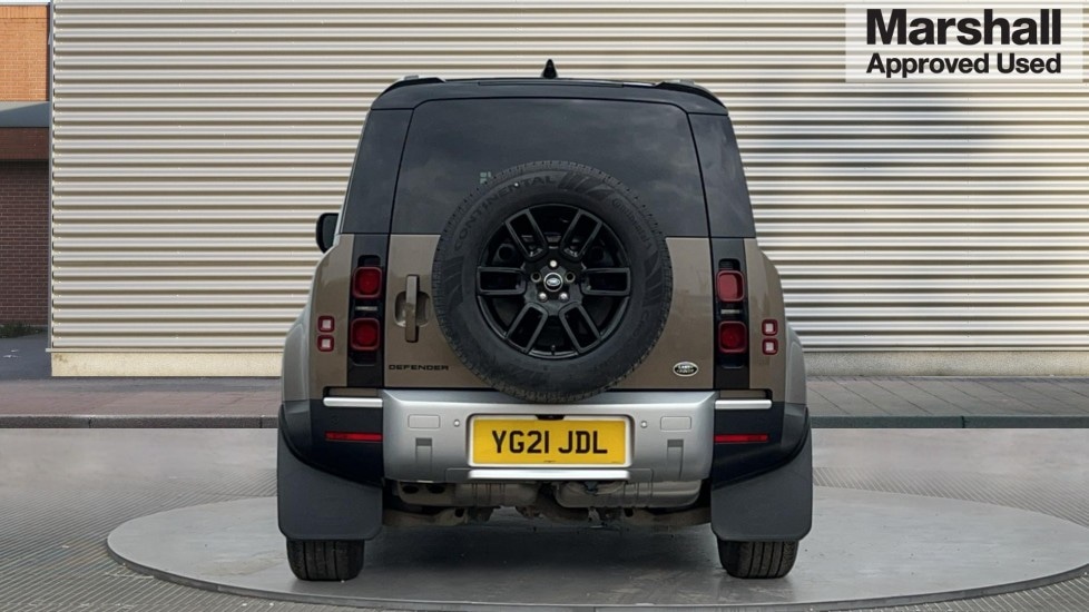 Used Land Rover Defender 2021 for sale - 76191020: Photo 4
