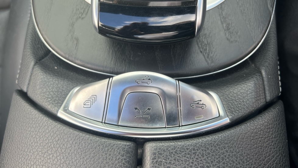 Used Mercedes-Benz E Class 2018 for sale - 76458791: Photo 32