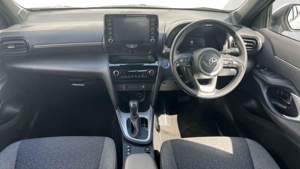 Used Toyota Yaris Cross 2023 for sale - 76475063: Photo 11