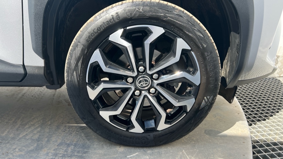 Used Toyota Yaris Cross 2023 for sale - 76475063: Photo 20