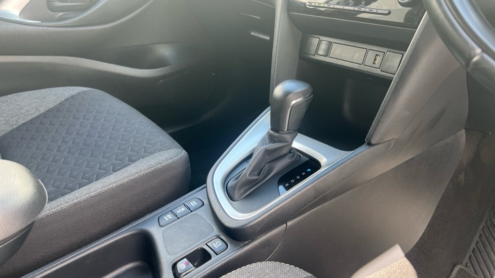 Used Toyota Yaris Cross 2023 for sale - 76475063: Photo 26