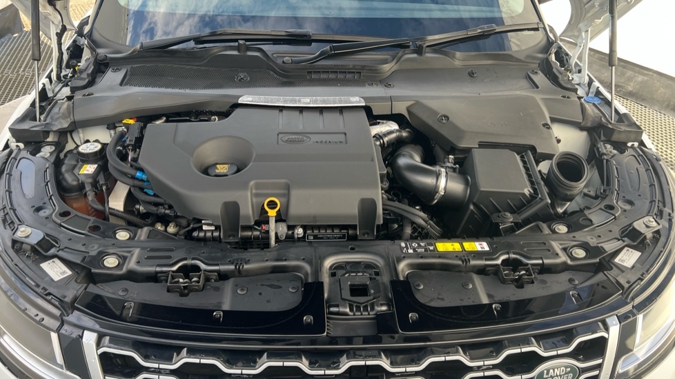 Used Land Rover Range Rover Evoque 2022 for sale - 76589772: Photo 16