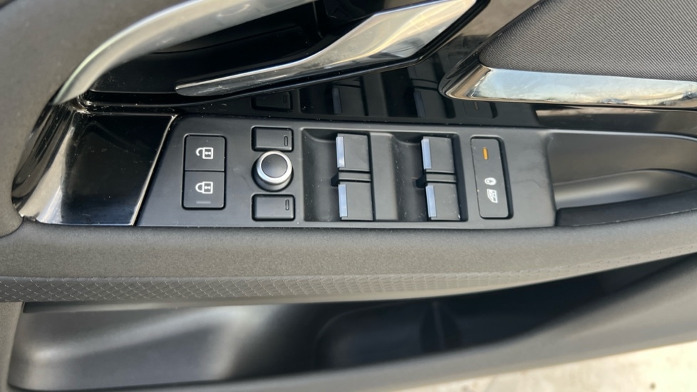 Used Land Rover Range Rover Evoque 2022 for sale - 76589772: Photo 37