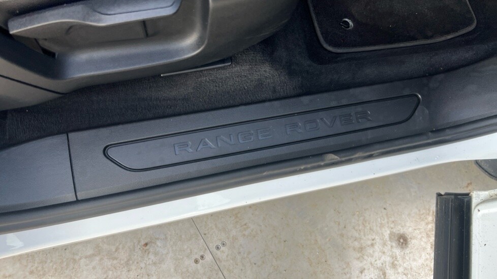 Used Land Rover Range Rover Evoque 2022 for sale - 76589772: Photo 38