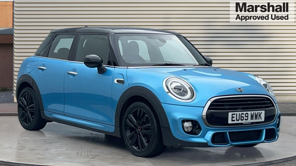 Used MINI Hatch 2019 for sale - 76888775: Photo 1