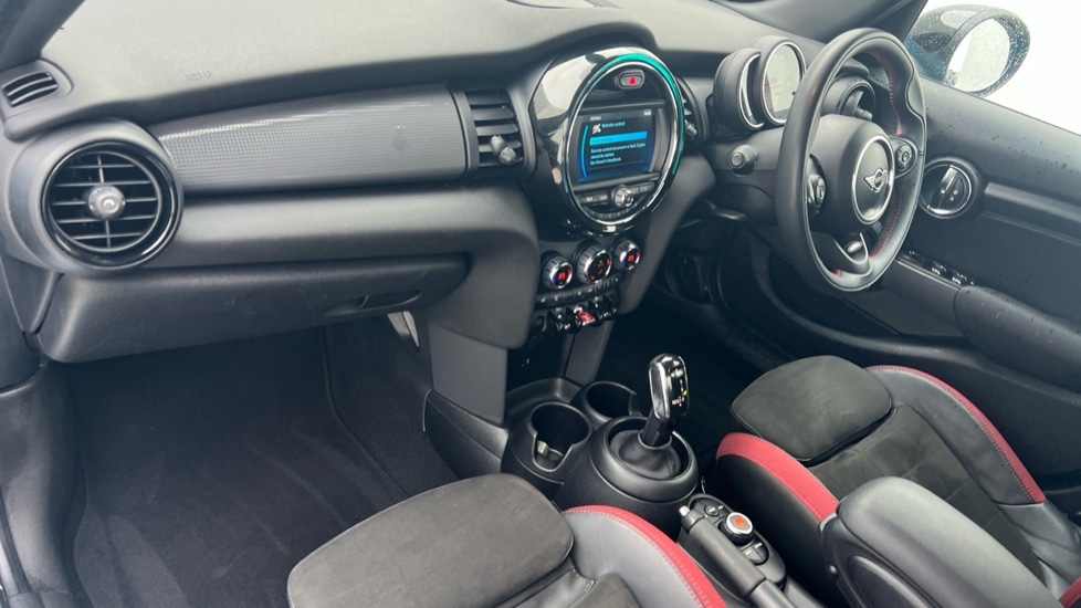 Used MINI Hatch 2019 for sale - 76888775: Photo 10
