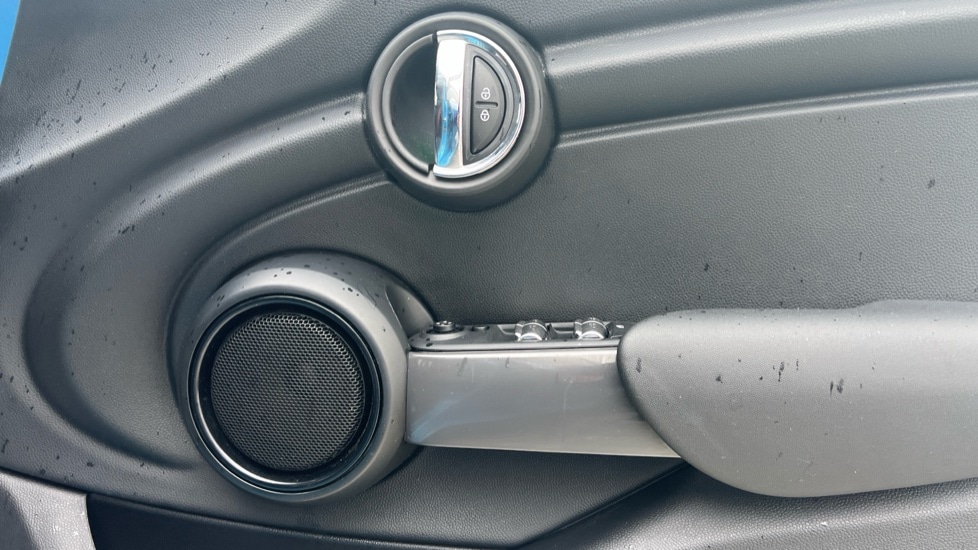 Used MINI Hatch 2019 for sale - 76888775: Photo 26