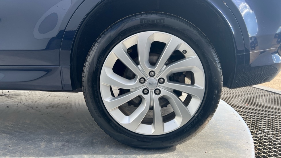 Used Land Rover Discovery Sport 2020 for sale - 76894604: Photo 18