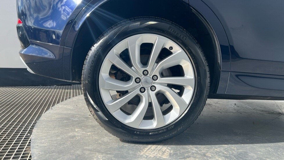 Used Land Rover Discovery Sport 2020 for sale - 76894604: Photo 19