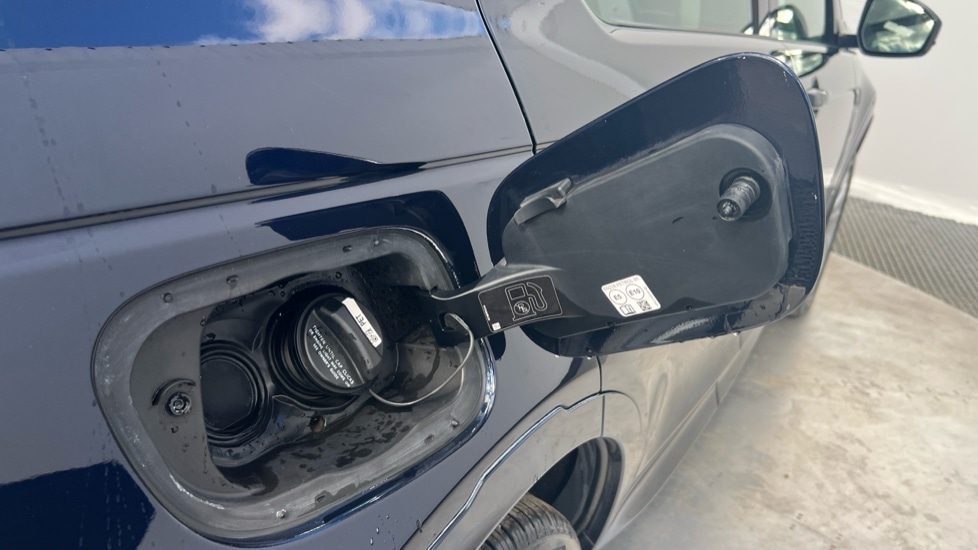 Used Land Rover Discovery Sport 2020 for sale - 76894604: Photo 21