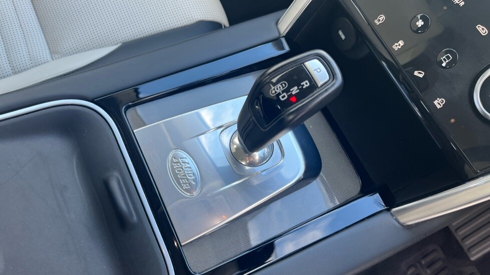 Used Land Rover Discovery Sport 2020 for sale - 76894604: Photo 29