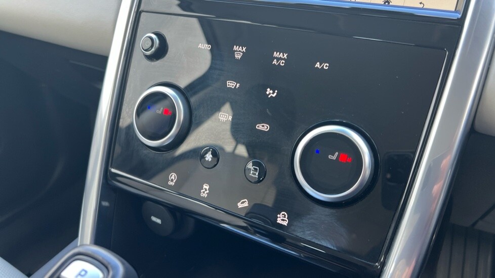 Used Land Rover Discovery Sport 2020 for sale - 76894604: Photo 31