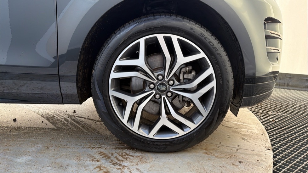 Used Land Rover Range Rover Evoque 2023 for sale - 76780289: Photo 20