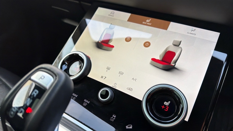 Used Land Rover Range Rover Evoque 2023 for sale - 76780289: Photo 32