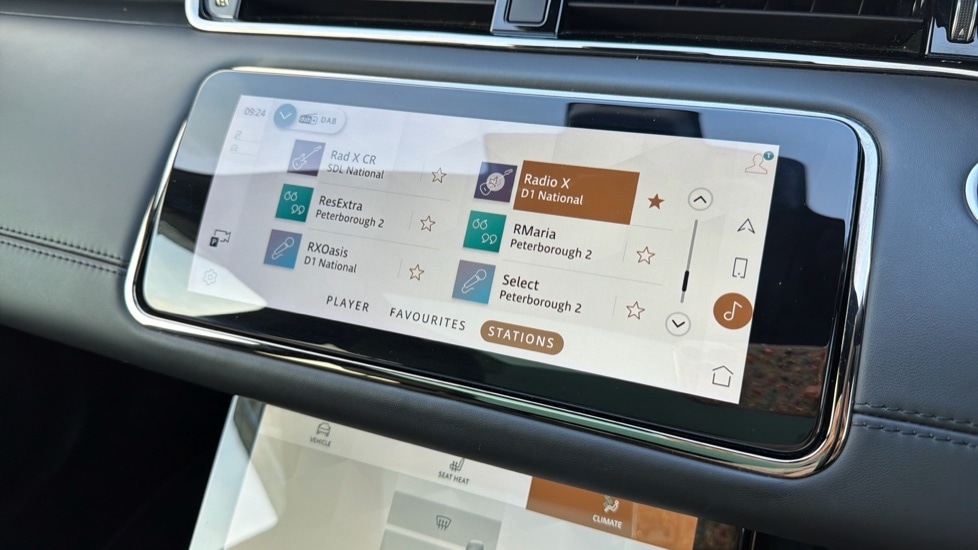 Used Land Rover Range Rover Evoque 2023 for sale - 76780289: Photo 33