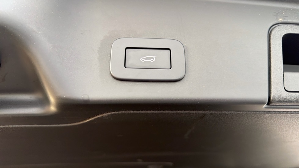 Used Land Rover Range Rover Evoque 2023 for sale - 76780289: Photo 39