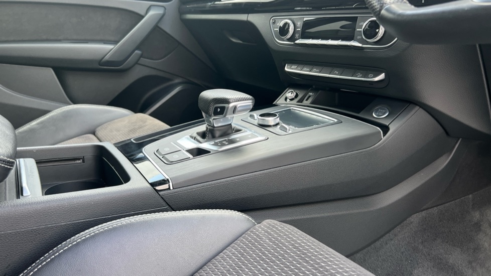 Used Audi Q5 2019 for sale - 76203542: Photo 28