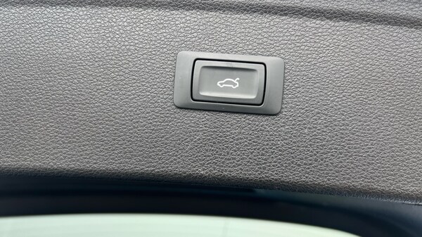 Used Audi Q5 2019 for sale - 76203542: Photo 37