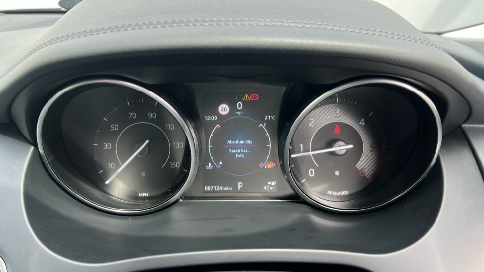 Used Jaguar E-Pace 2018 for sale - 76780363: Photo 13