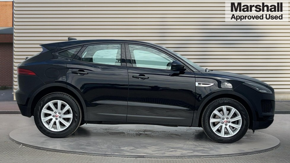 Used Jaguar E-Pace 2018 for sale - 76780363: Photo 2