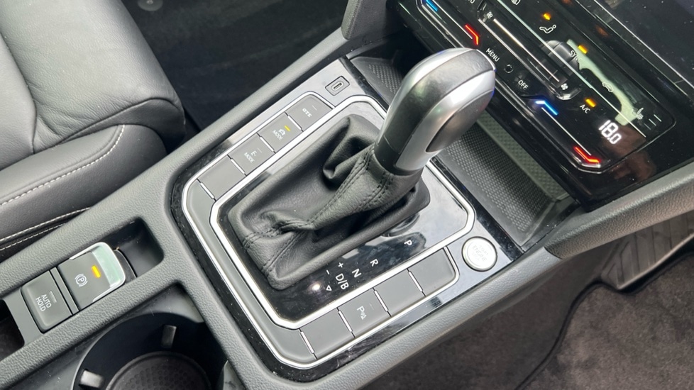 Used Volkswagen Passat 2021 for sale - 77035892: Photo 28