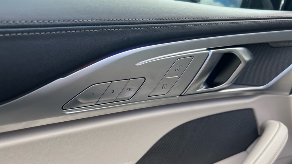Used BMW 8 Series 2020 for sale - 76400609: Photo 37
