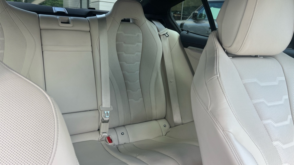 Used BMW 8 Series 2020 for sale - 76400609: Photo 44