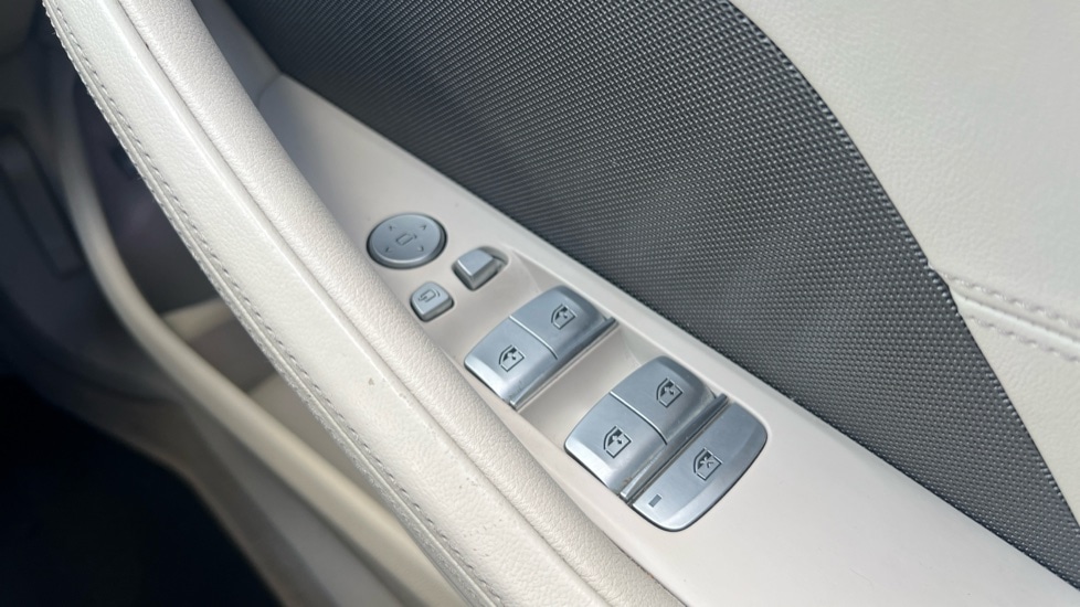 Used BMW 8 Series 2020 for sale - 76400609: Photo 52