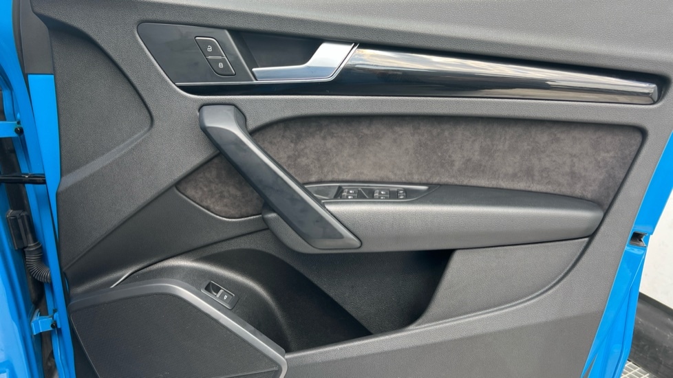 Used Audi Q5 2019 for sale - 76130678: Photo 30
