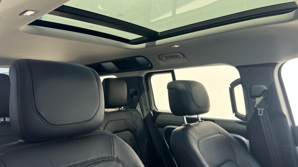 Used Land Rover Defender 2020 for sale - 76217221: Photo 31