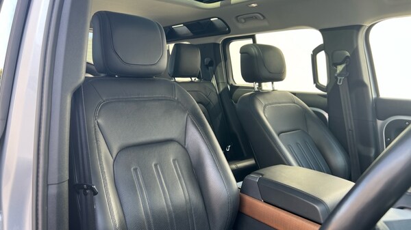 Used Land Rover Defender 2020 for sale - 76217221: Photo 61