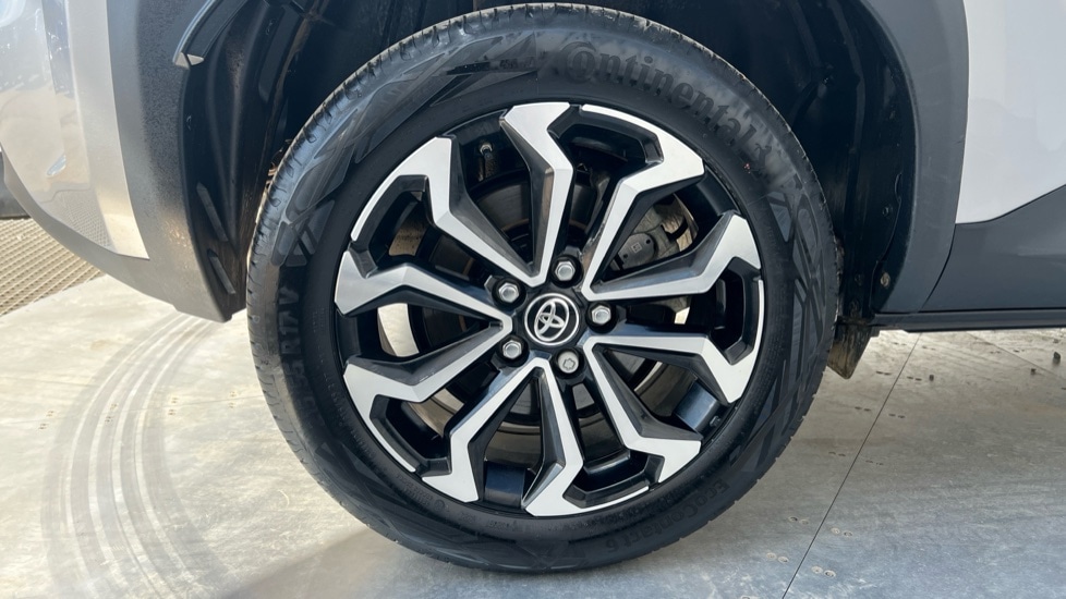 Used Toyota Yaris Cross 2023 for sale - 76977621: Photo 19