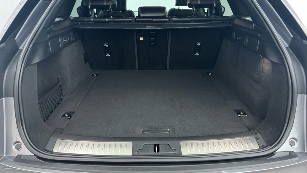 Used Land Rover Range Rover Velar 2022 for sale - 77082446: Photo 15