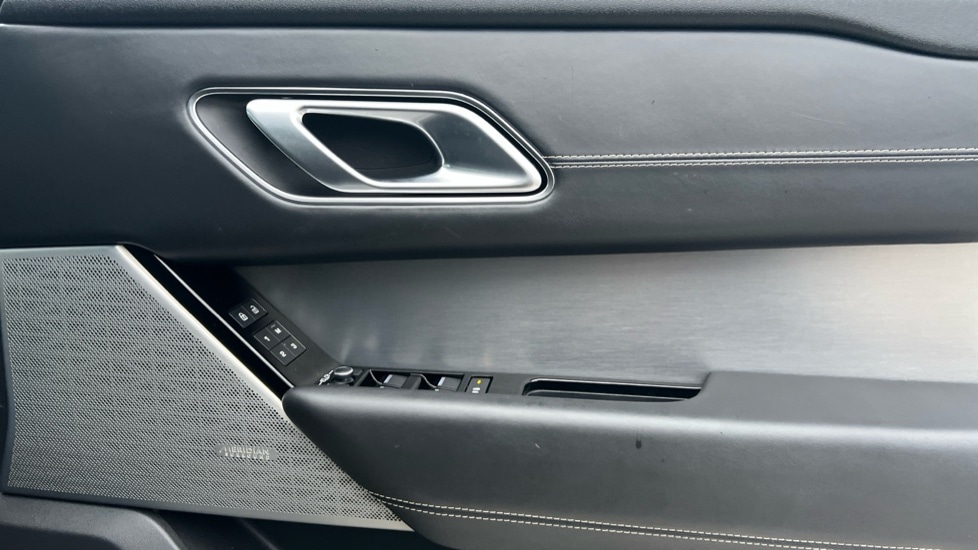 Used Land Rover Range Rover Velar 2022 for sale - 77082446: Photo 30