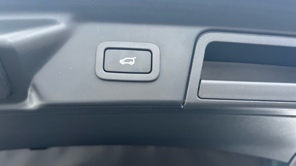 Used Land Rover Range Rover Velar 2022 for sale - 77082446: Photo 39