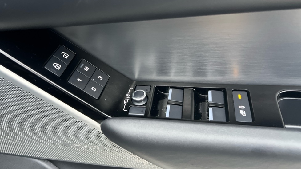 Used Land Rover Range Rover Velar 2022 for sale - 77082446: Photo 40